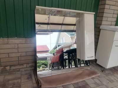 Продам комплект мебели для ванной