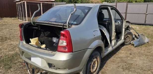 Разбор Renault logan 2011 1.6 MT