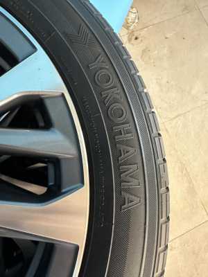 �������� ����� Lexus ES-Toyota Camry