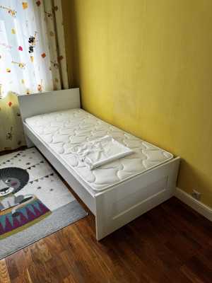Кровать Бримнес IKEA с ящиками 90x200 и матрасом Аскона