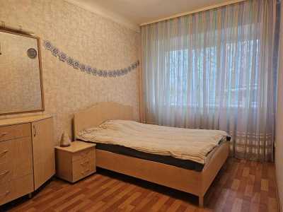 3-� ��������, 57 �2, 1/2 ��., ������ ������ �8