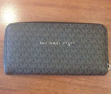 Женский кошелёк.