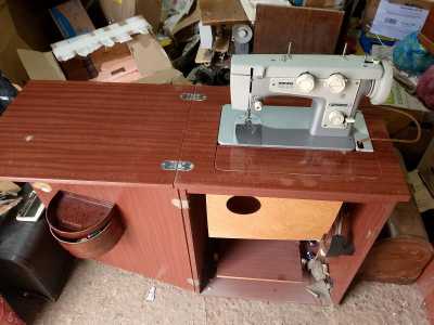 Швейная машинка