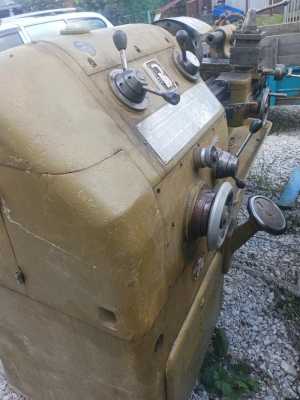 Токарный станок