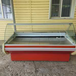 Холодильная витрина