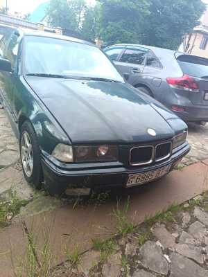 BMW 3 �����, 1993