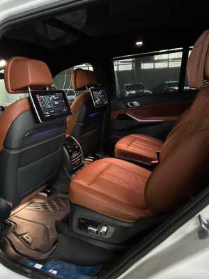 BMW X7, 2021