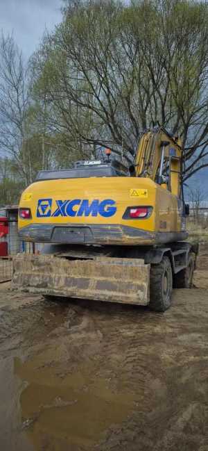���������� XCMG XE210WD
