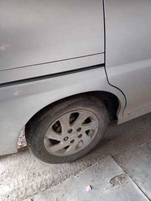 Nissan Liberty, 2001
