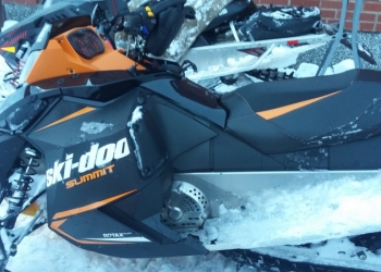 Снегоход SUMMIT SPOPT 800