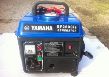 Бензогенератор Yamaha EF2000is