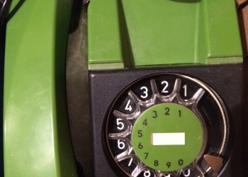 Телефон бытовой.