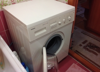 Продаётся стиральная машина SIMENS WD3100