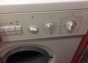 Продаётся стиральная машина SIMENS WD3100