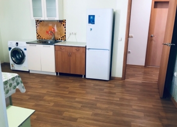 Продам квартиру у моря 2-к кв, 105 м2, 5/9 эт.