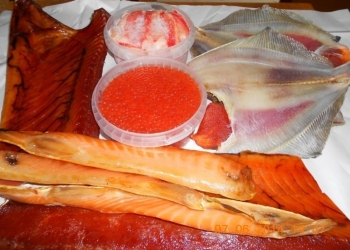 Красная икра кеты,горбуши с Камчатки и Чукотки