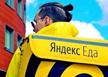 Курьер по доставке еды