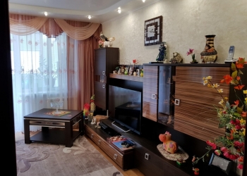Срочно продаётся 2-х комнатная квартира.