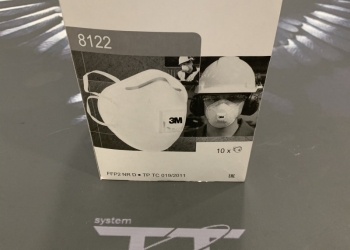3M 8122