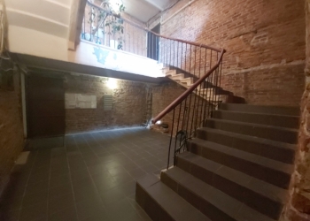 1-к квартира, 15 м2, 1/5 эт.