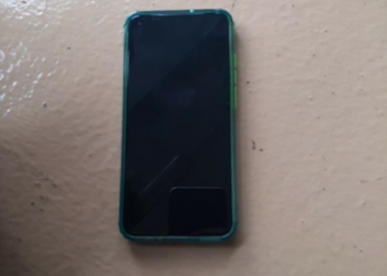 Телефон Huawei P40 lite E