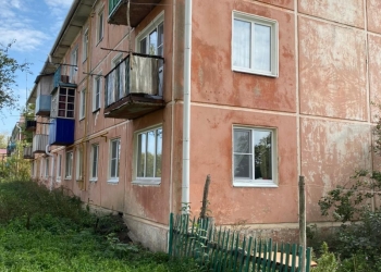 2-к квартира, 42 м2, 3/2 эт.