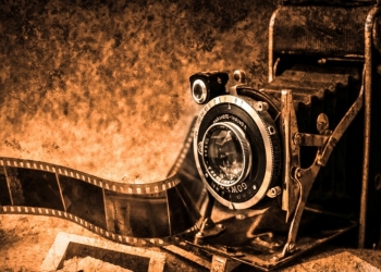 Куплю или приму в дар старые фотопленки, негативы, фотопластинки и фотографии
