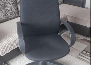 Компьютерное кресло