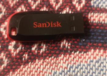 Флешка SanDisk 8 gb