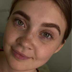 Бровист / Визажист