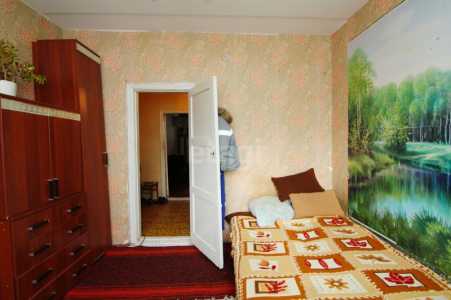 4-к квартира, 77 м2, 1/3 эт.