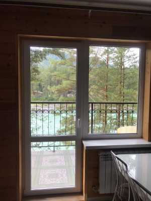 Балконная дверь