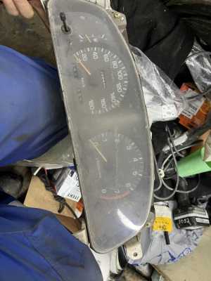 Панель приборов Тойота