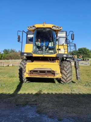 Комбайн New Holland cx9060