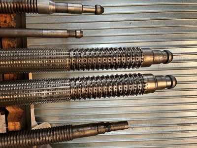 В продаже протяжки шпоночные, шлицевые