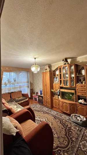 3-к квартира, 61 м. Кв. 2/5 эт.