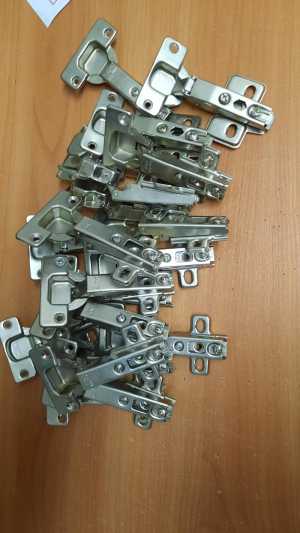 Петля для фасада