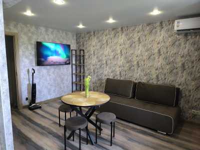 2-к квартира, 50 м2, 5/5 эт.