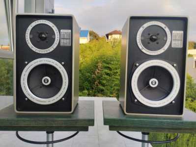 Grundig Super HiFi Box 450 Professional - АС закрытого типа
