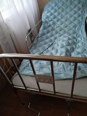 Кровать для лежачих
