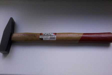 Молоток Total Econom