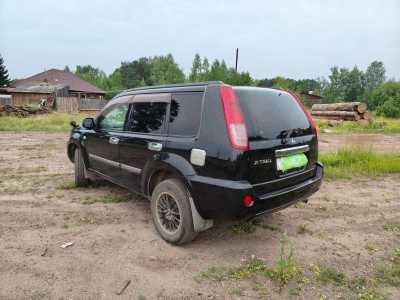 ������ Nissan X-Trail, 2004