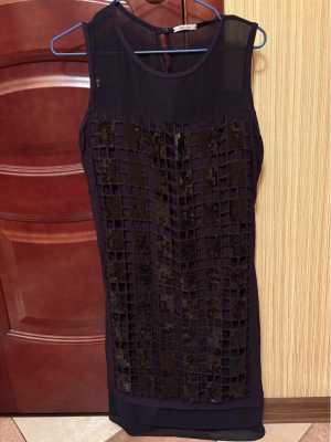 Платье празничное