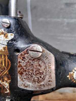 Продам швейную машинку "Kohler machine" 1897года выпуска.
