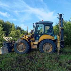 New Holland b115