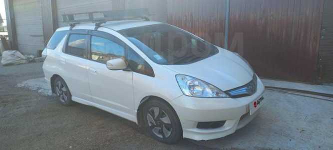 Honda Fit Shuttle 2011