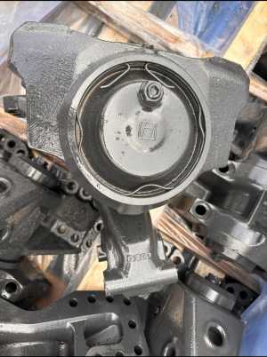 Продам 42127663 Раздаточная коробка Iveco TRAKKER