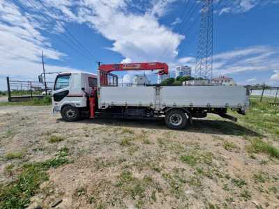 ������� Mitsubishi Fuso Fighter, 2012 ��� �� ������������