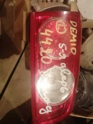 Задний фонарь мазда демио