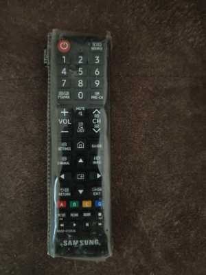 Телевизор Samsung, диагональ 127 см. с вогнутым экраном.